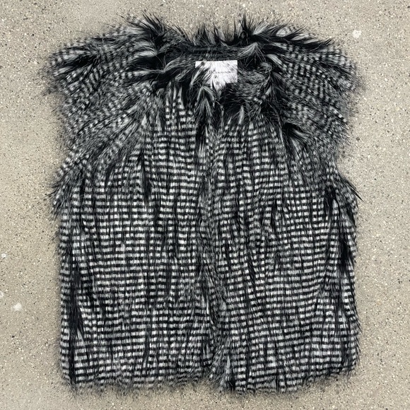 BCBGeneration Jackets & Blazers - BCBG Faux Feather Jacket/Vest size XS/S